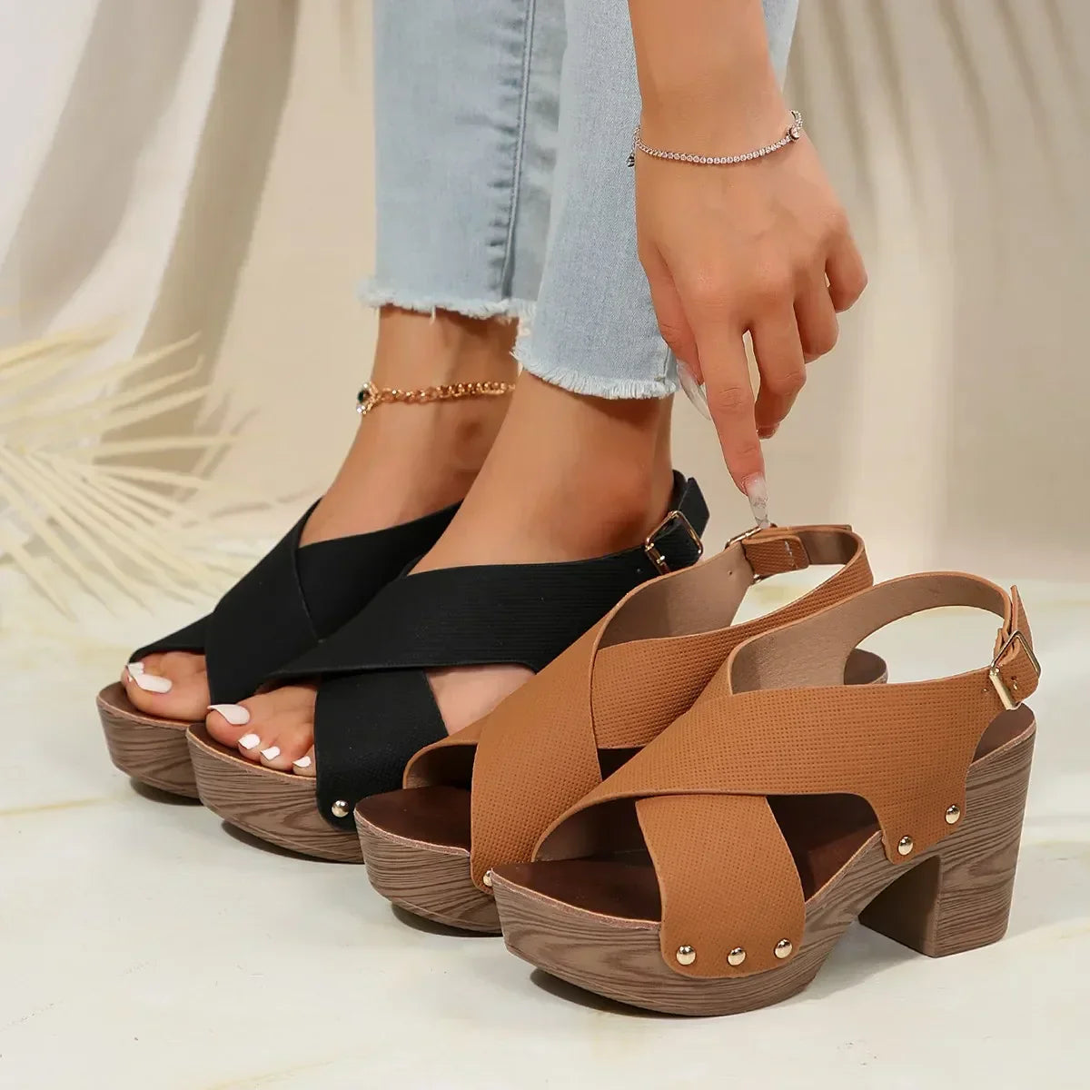 EP | Sandales à talons rehaussés