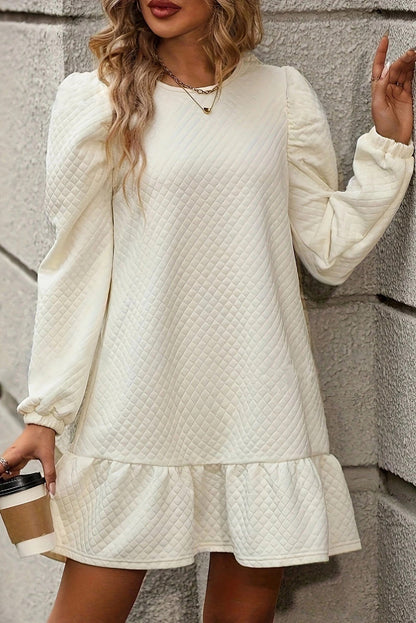 EP | Mini-robe blanche structurée avec ourlet à volants
