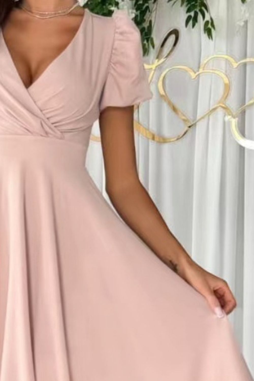 EP | Surplice Robe midi à manches bouffantes