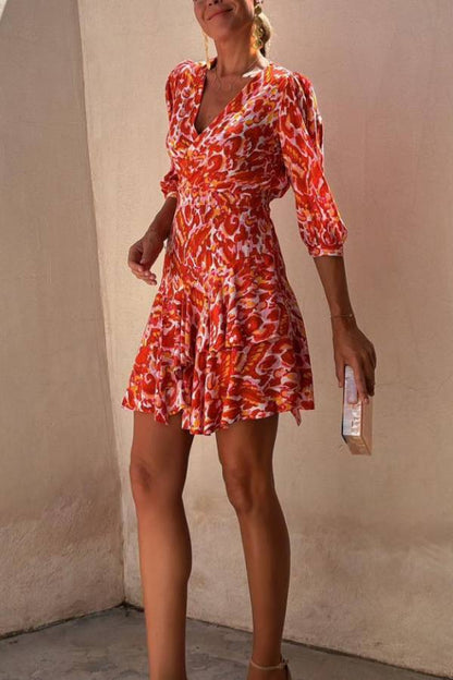 EP | Vibrant Voyage Impression unique Demi-manches Taille élastique Mini Robe Tiered