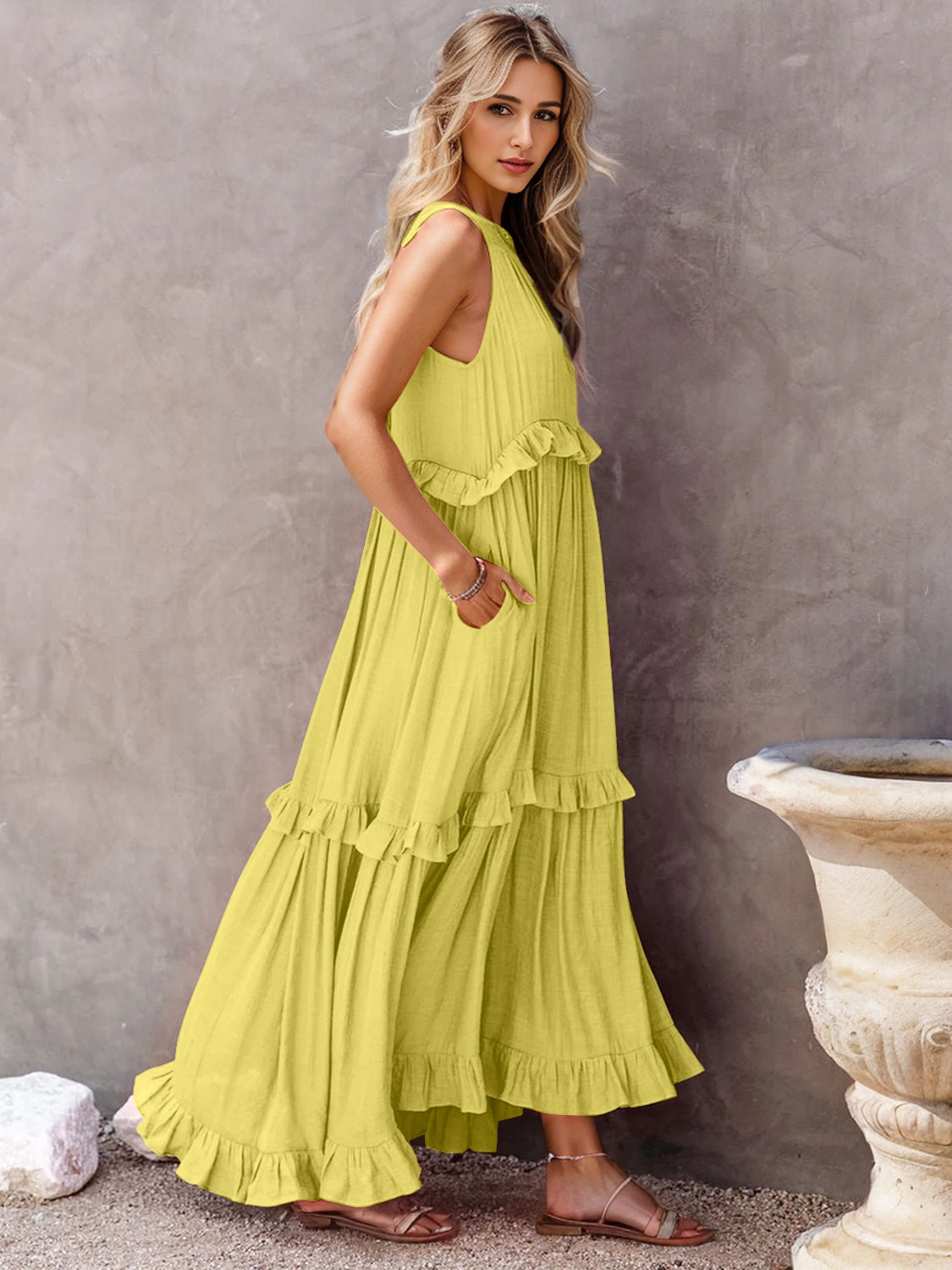 EP | Robe maxi échelonnée sans manches avec poches