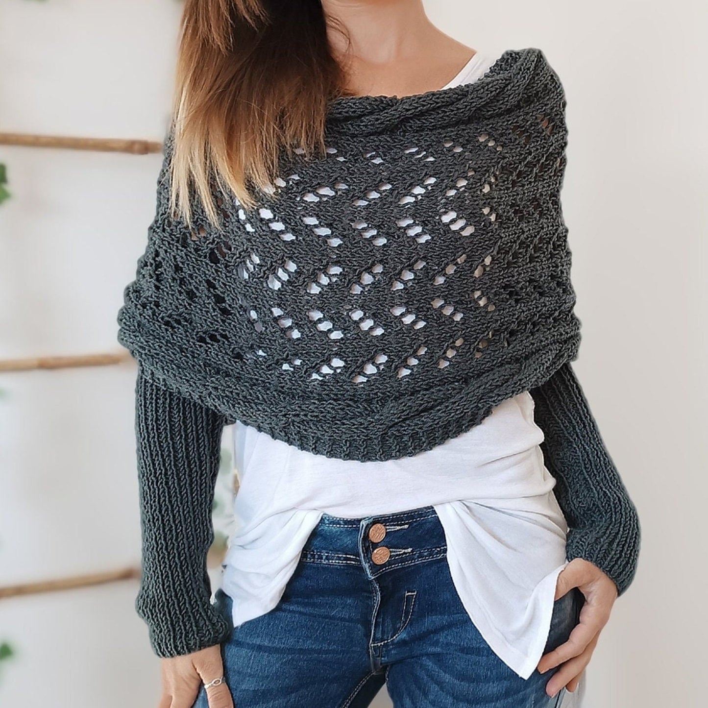 ND | Elégant pull-over cache-cœur en tricot avec détail ajouré