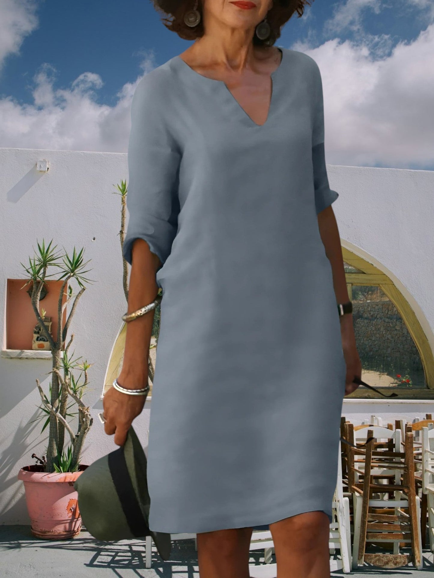 EP | mini-robe longueur genou des femmes avec décolleté en V et manches 3/4