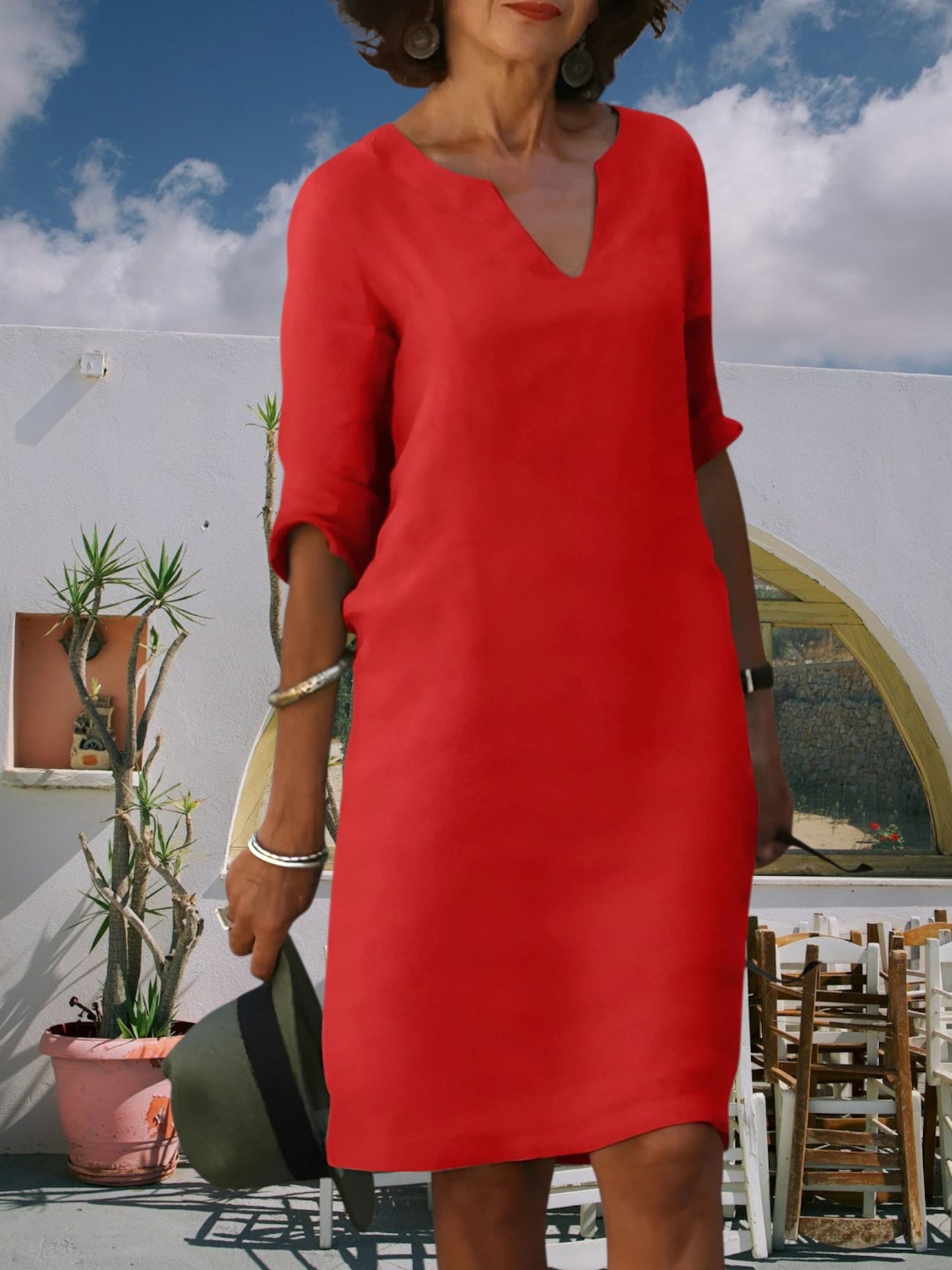 EP | mini-robe longueur genou des femmes avec décolleté en V et manches 3/4