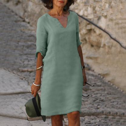 ND | Robe midi avec décolleté en V