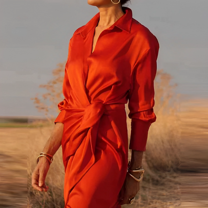 ND | Maxi-robe à manches longues avec revers et coupe étroite